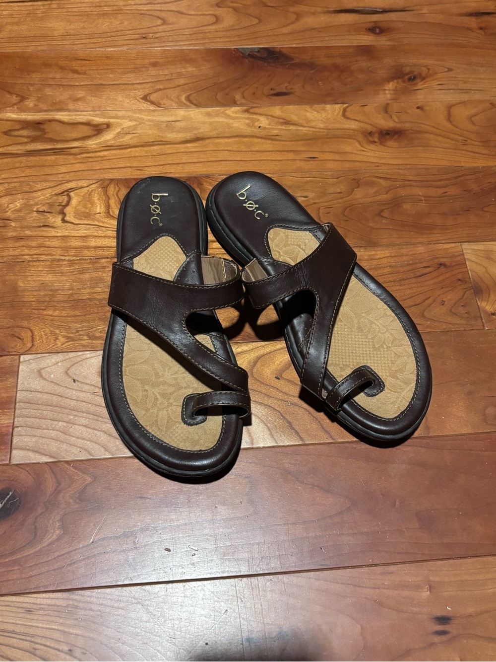 b.o.c. Men’s Dark Brown Leather Toe-Loop Slide Sandals
